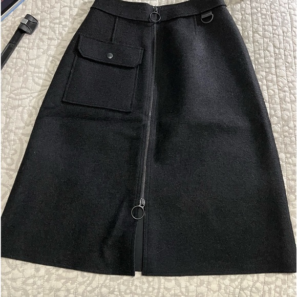 FRONT ZIP UTILITY SKIRT BY IZZUE - Picture 12 of 12